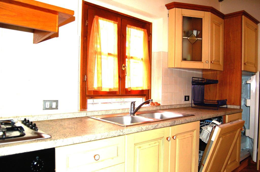 Borgo Nuovo San Martino Guest House Ambra Luaran gambar