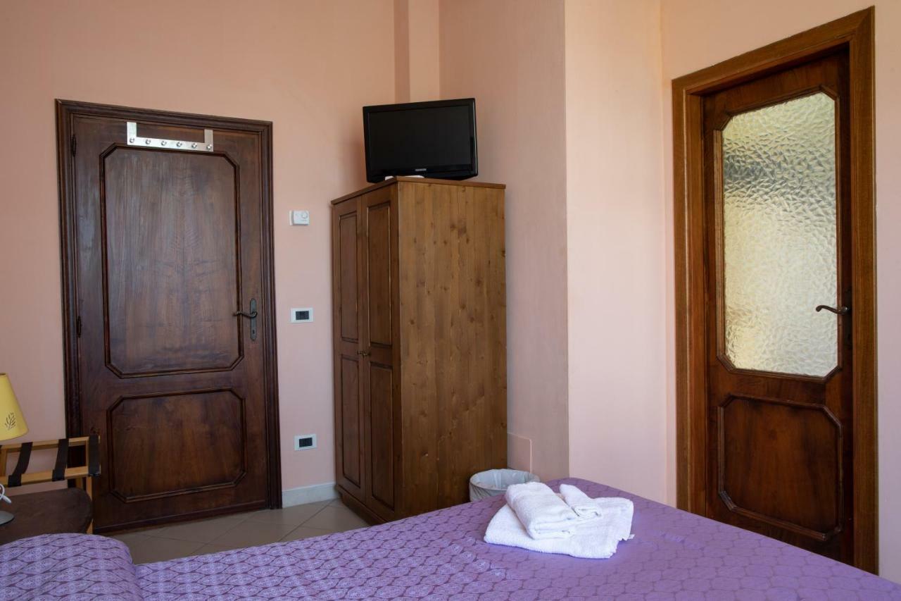 Borgo Nuovo San Martino Guest House Ambra Luaran gambar