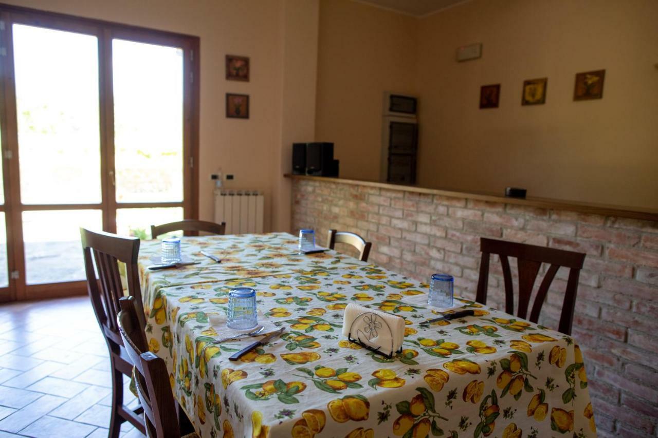 Borgo Nuovo San Martino Guest House Ambra Luaran gambar